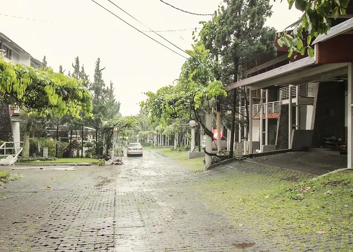 Oyo 229 Hi Quality Hotel Bandung