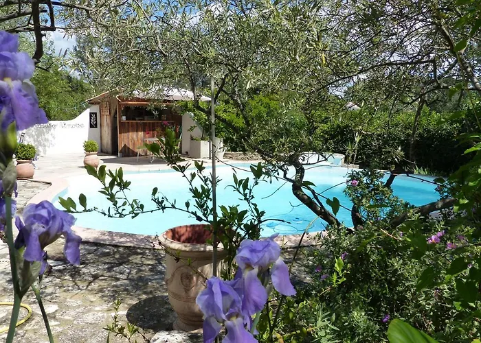 Hotel la pause nimoise à Nîmes