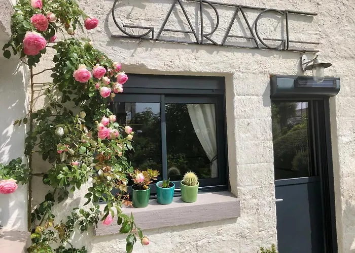 Bed and Breakfast Le grenier du jardin à Pontorson
