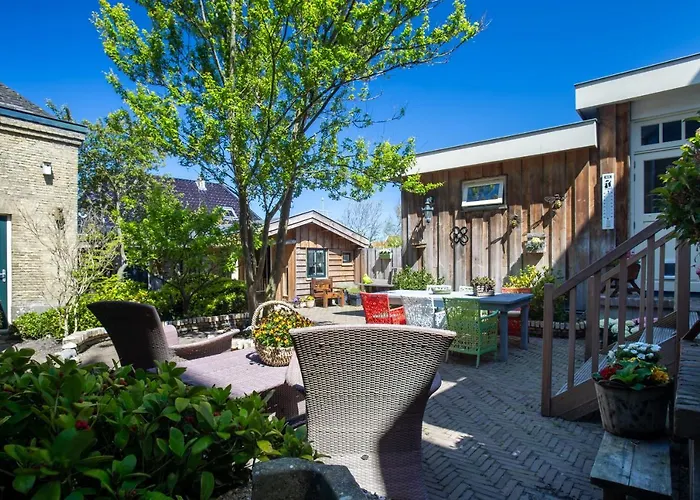 Pastorie Stella Marie Bed and Breakfast Oudeschild