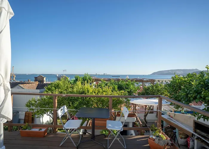 Marina Blue - Apartments & Suites Setubal