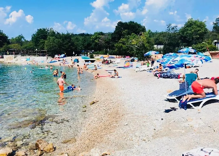 Apartmani Bella Vista Njivice