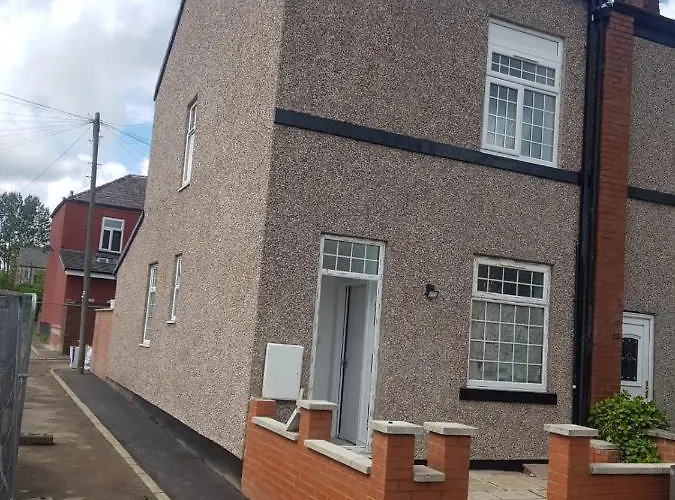 Beautiful Rooms Shaw St And Pine St Bury 