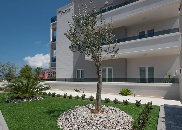 Apartments Villa Hadria Makarska