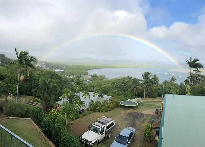 Riva-La-Vista-Cooktown Hotel