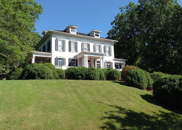 Springwood Inn Anniston