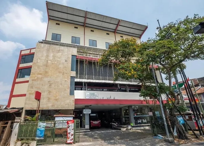 Bumimakhraja Syariah 4 Hotel Bandung