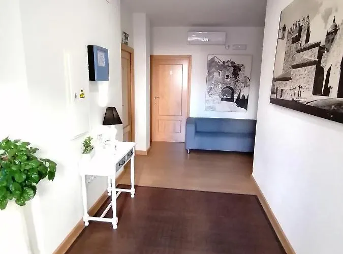 Hostal Hernan Cortes Caces
