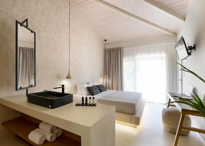 Karidi Beach Boutique Suites Vourvourou