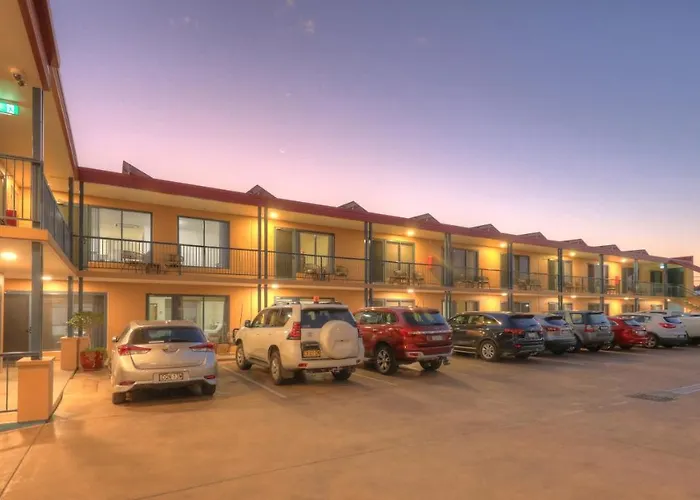 Inverell Rsm Club Motel