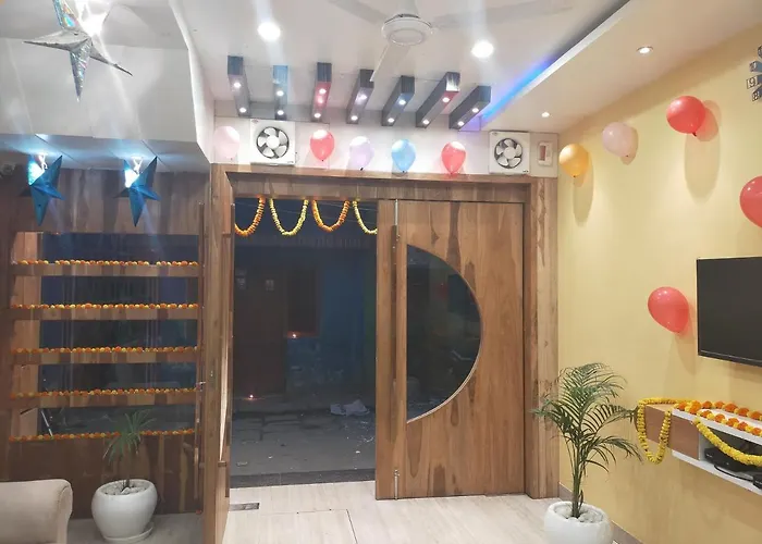 Hotel Prabhat Varanasi