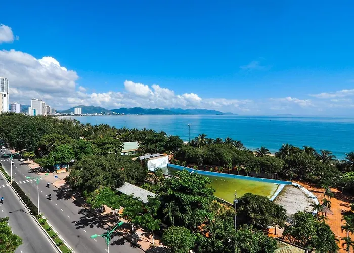 Oriental Nha Trang Hotel - Đối diện bãi biển
