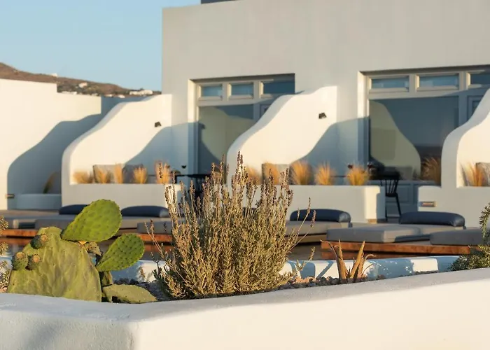 Volcanic Arc Suites Oia