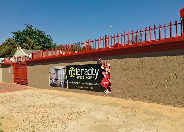 Tenacity Guesthouse - Riviera Park Mafikeng