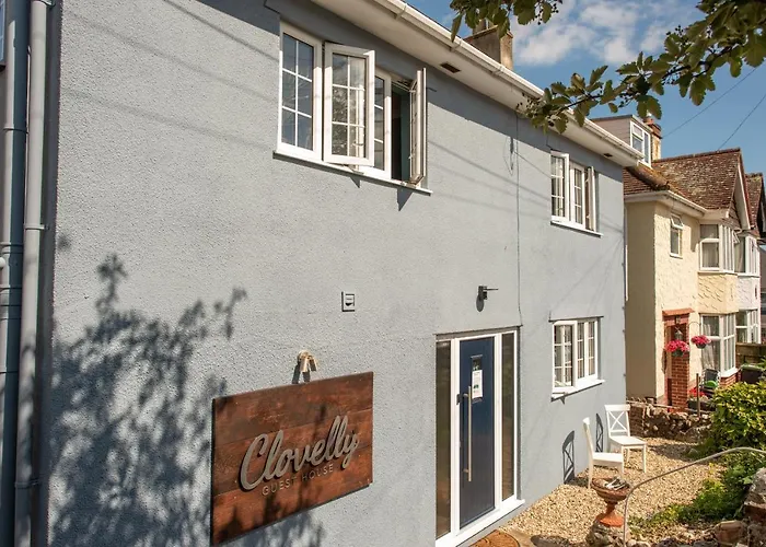 Clovelly Guest House Lyme Regis