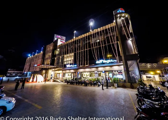 Rudra Shelter International Hotel Vasai