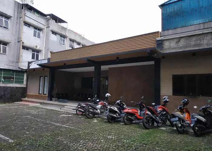 Spot On 3858 Elsana Transit Hotel Bogor