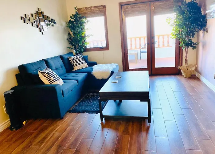 Hamilton Cove-Boho Chic Villa W/Golf Cart...No Pets. Avalon