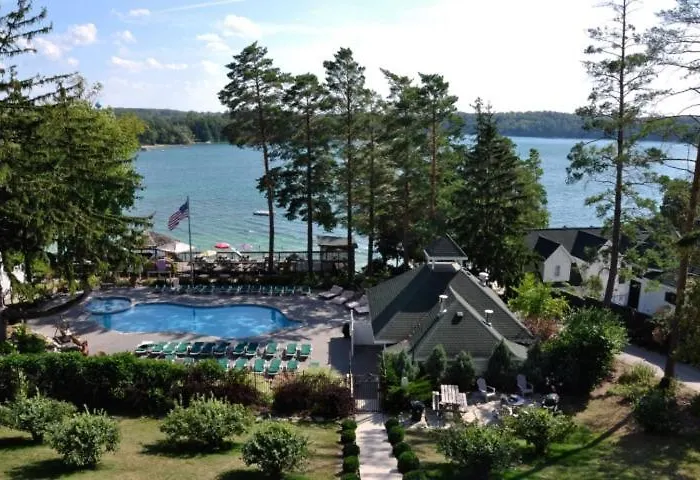 The Shore Club Wisconsin, Ascend Hotel Collection Elkhart Lake