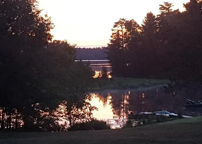 Musky Joe'S Twin Pines Resort Hayward