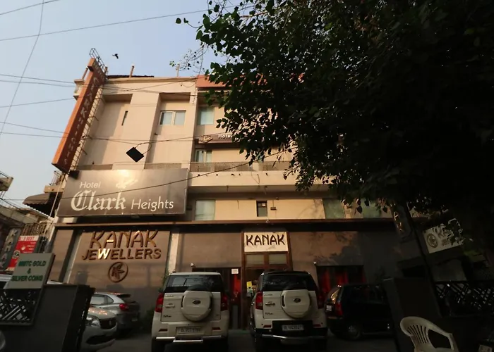 Hotel Clark Heights New Delhi