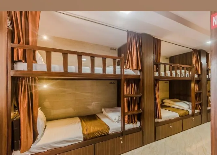 Awesome Dormitory Male Only Mumbai