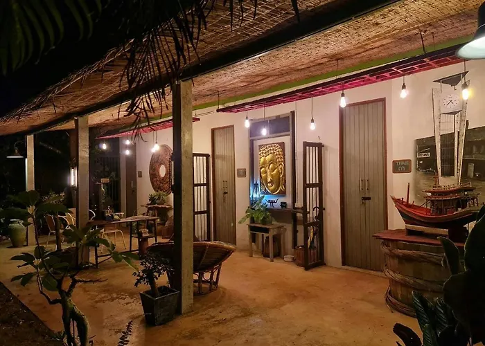 Baan Hotelier Resort Trat