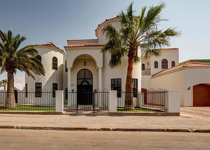 Lagoon Suites Guesthouse Cc Walvis Bay