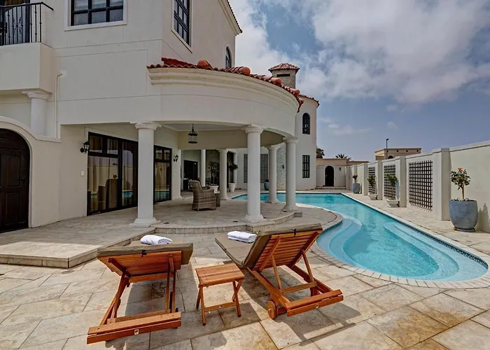 Lagoon Suites Guesthouse Cc Walvis Bay