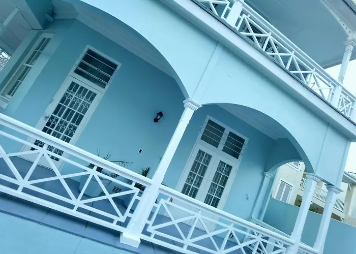 Amoris Guest House-Sea Point Cape Town