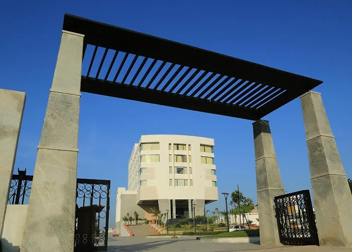Dhanalakshmi Srinivasan Hotels Perambalur