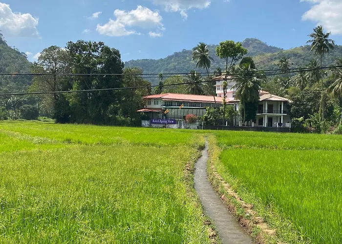 Hotel Spring View Matale
