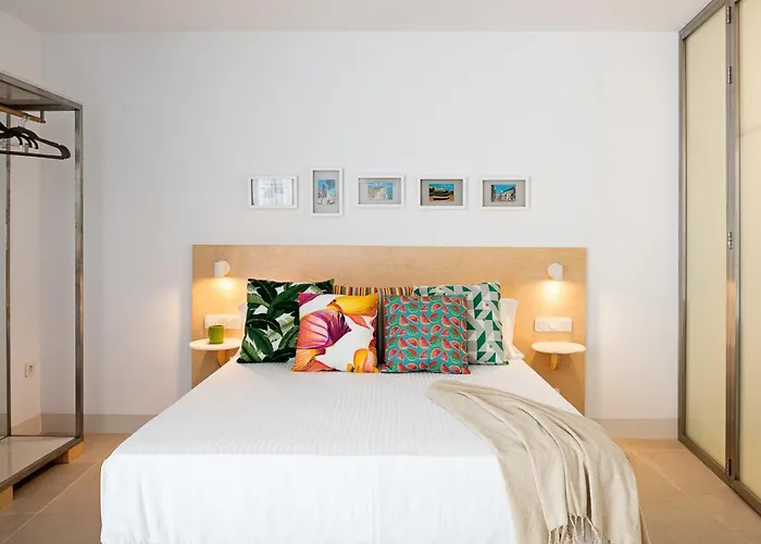 Apartamentos y estudios céntricos Conil Home Suite Conil De La Frontera
