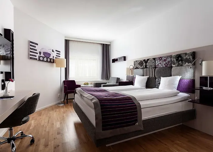 Solna Park & Hotel