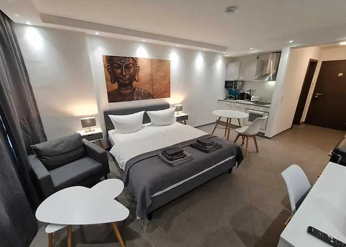 Check-Inn Hotels - Essen
