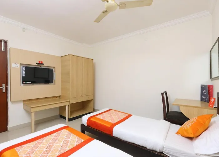 Hotel Half Moon Chennai