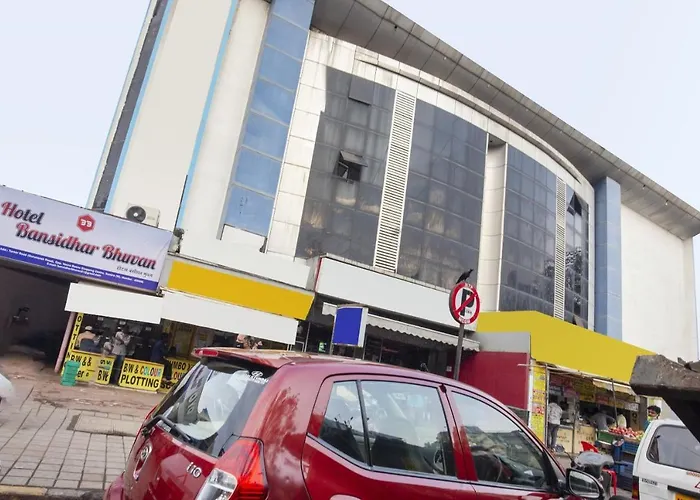 Capital O 77295 Hotel Bansidhar Bhuvan Mumbai