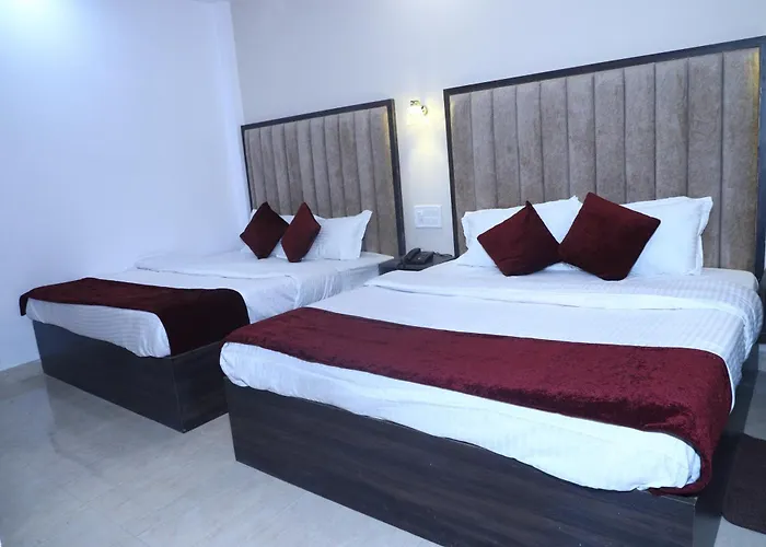 The Divine Oak Hotel Katra 