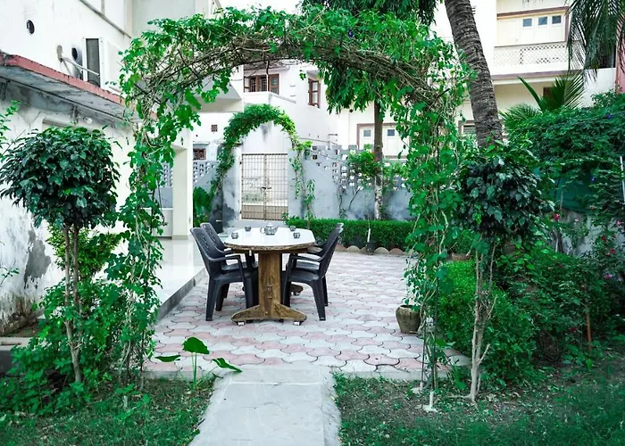 Gurukrupa Bunglow Dwarka 