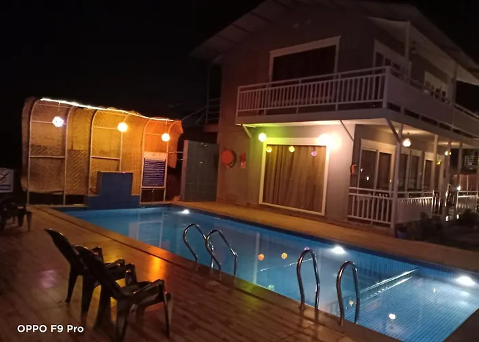 Sea Shell Beach Cottages & Suites Arambol