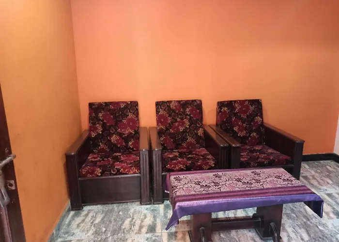 Nila Lodge Ottappalam