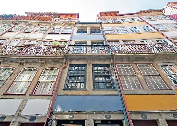 Oporto Street Fonte Taurina - Riverfront Suites (Adults Only)