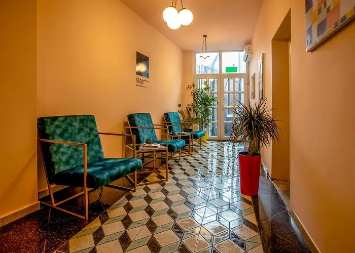 Hotel 4 Llulla Prishtinë