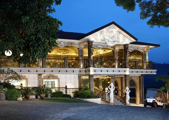 Rancho Bernardo Luxury Villas And Resort Bagac