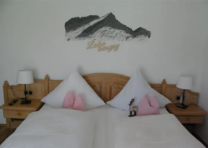 Gaestehaus Ulrich Neuner Wallgau