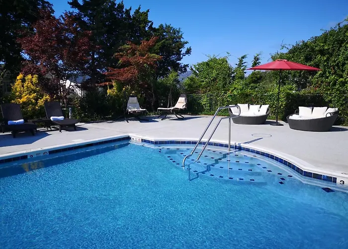 Bay Watch Hotel And Marina Hampton Bays