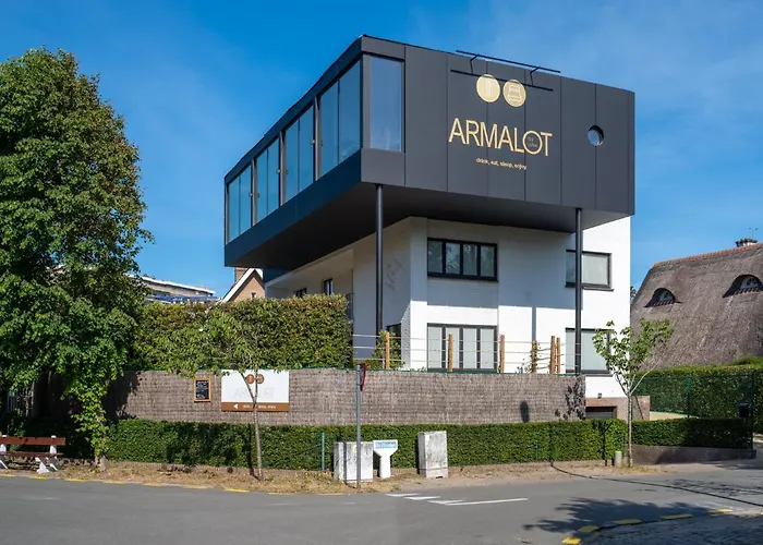 B&B Armalot By Julia De Panne