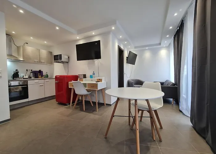 Check-Inn Hotels - Essen