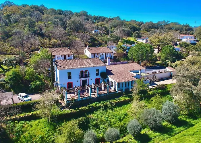 Finca Valbono Apartamentos Rurales y Hotel Aracena