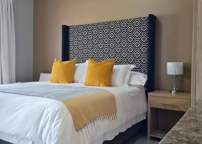 Village Kulture - Guest House Rustenburg